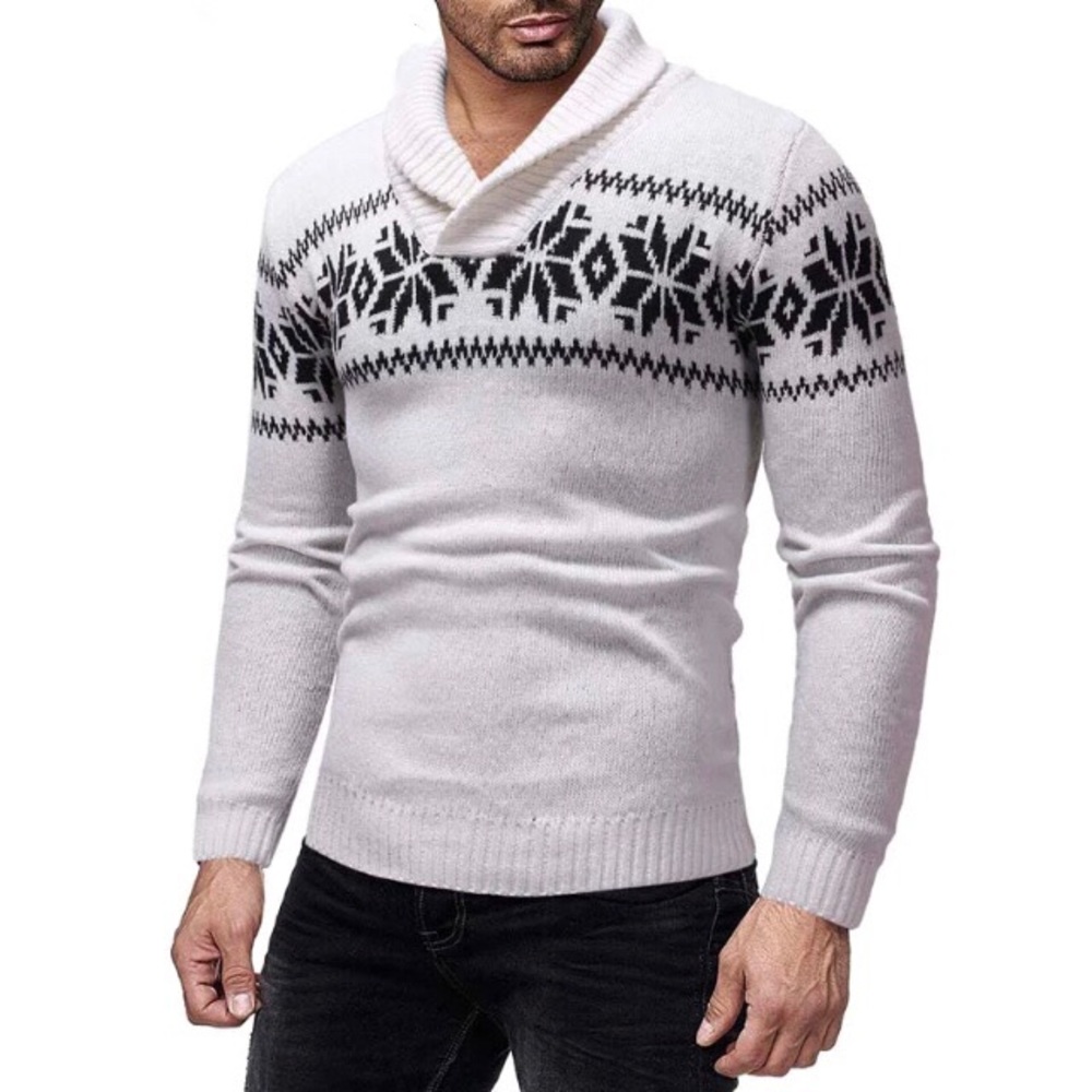 Knitted slim fit pullover sweater